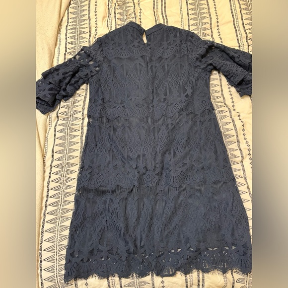 Navy Blue Lace Dress - Picture 5 of 6